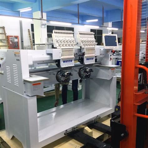 Chine Commercial à 2 TÊTES Machine à broder Tajima Prix – Acheter ...