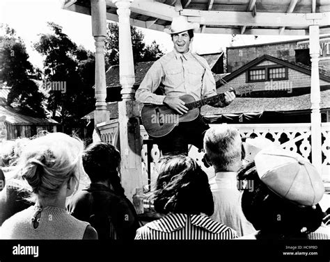 YOUR CHEATIN' HEART, George Hamilton as Hank Williams, 1964 Stock Photo ...