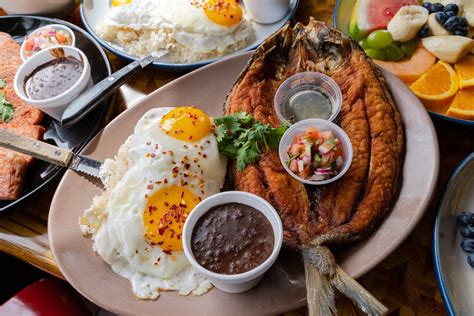 Uncle Mike’s In Chicago Is a Filipino American Restaurant Trailblazer ...
