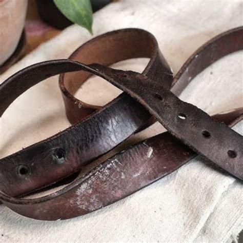 How to Care for Your Leather Belt to Ensure Longevity — MaheTri