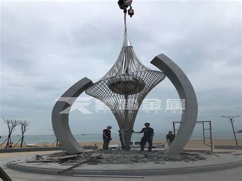 汕头南澳岛机械造型不锈钢雕塑 定制海边景观主题雕塑_xt188869-站酷ZCOOL