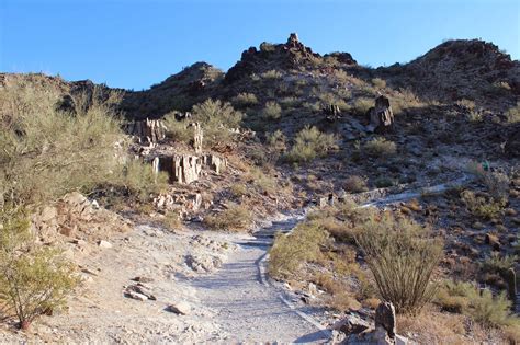 gjhikes.com: Piestewa Peak/Summit Trail