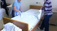 un letto 8 rifacimento letto vuoto un letto 8 rifacimento letto vuoto