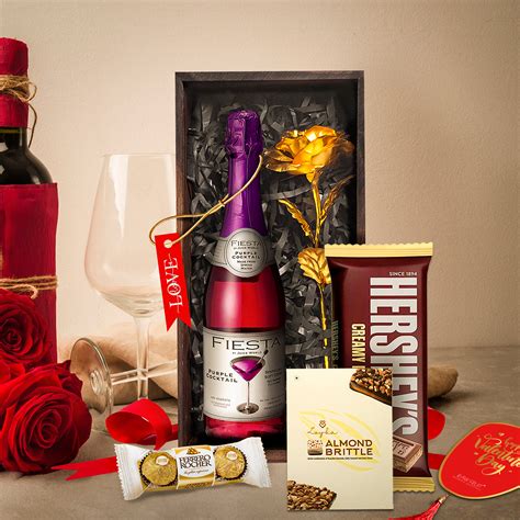 Special Valentine Chocolate Gift | Premium Chocolates Valentine Gift ...