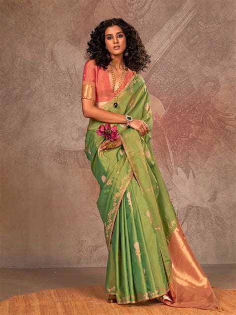 Parrot Green Kanjivaram Two Tone Silk Saree With Contrast Blouse ...