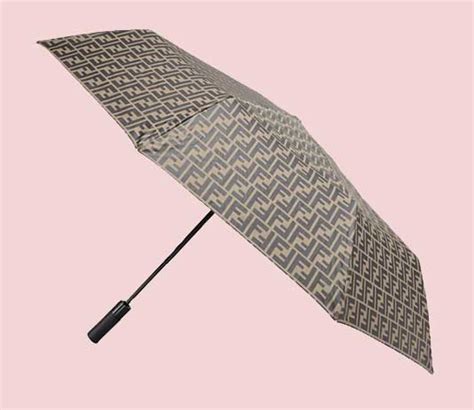 Chic Umbrella Styles