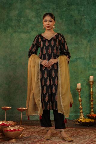 Black Kurta Set For Women | Black Dresses For Women Online in India ...