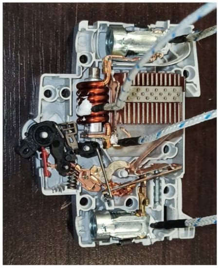 Transient Thermal Analysis of the Circuit Breaker Current Path with the ...