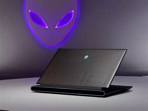 Alienware M18 I-9 的图像结果