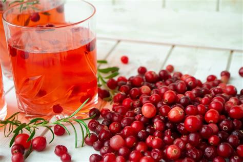 Компот из брусники на зиму – простой и вкусный рецепт, как приготовить ...