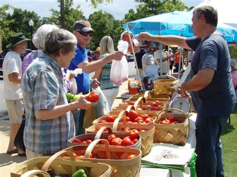 Eating Locally Grown Food 的图像结果