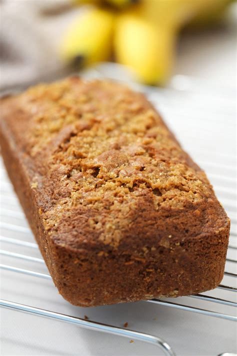 Super Moist Greek Yogurt Banana Bread - Reluctant Entertainer