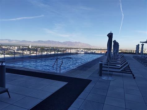 Hyatt Regency Salt Lake City Pool: Pictures & Reviews - Tripadvisor