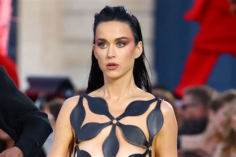 Katy Perry reinvigorates the naked dress trend at Vogue World in Paris | CNN