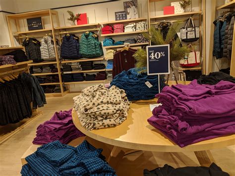 LANDS' END - 1667 Rockville Pike, Rockville MD - Hours, Directions ...