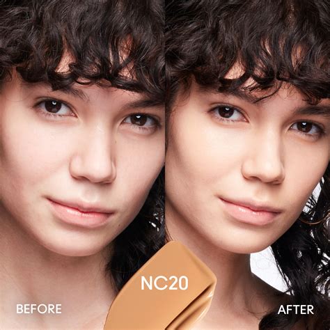 Studio Fix Fluid SPF 15 Foundation • NC 20