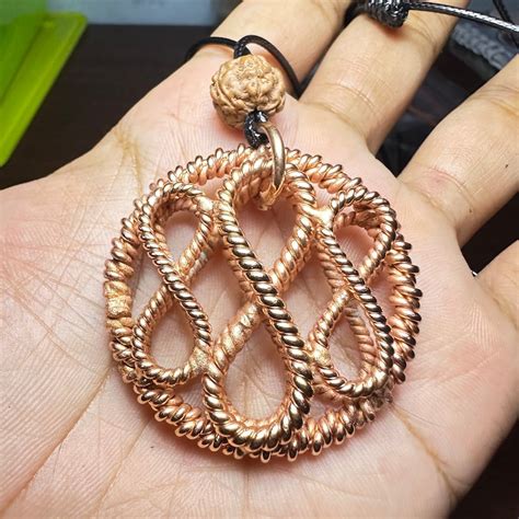 Double Infinity 的图像结果