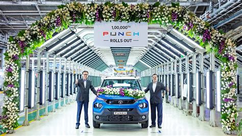 Tata Motors rolls out 1 lakh units of the Tata Punch in just 10 months ...
