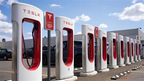 Tesla Gets Class Action Lawsuit for Alleged Unlimited Free ...