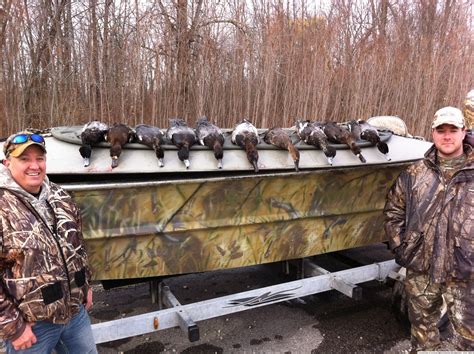 Lake Michigan Duck Hunting Photo Gallery | Coastal Wisconsin Outfitters LLC