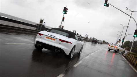 Jaguar-F-Type-2013-V8 S Compare Car Photos - Overdrive