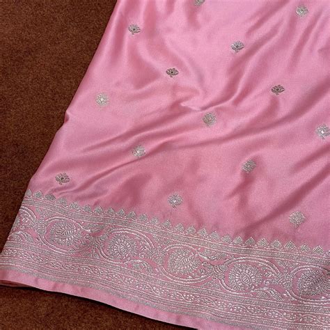 Pure Banarasi Dusty Baby Pink Color With Floral Border Mashru Silk Sar ...