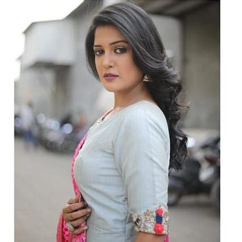 Gulki Joshi Personalized Video Shoutout Messages | Tring India