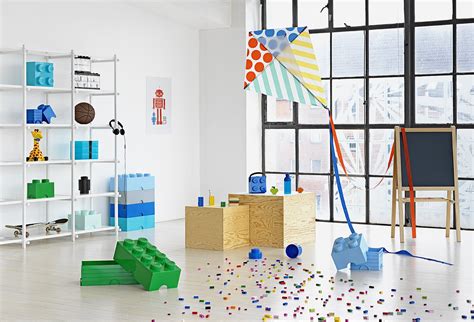 Buy LEGO Batman Display Case for 16 Minifigures, Stackable Container ...