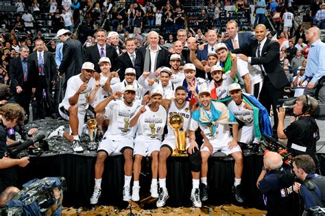 Celebrate the Champion Spurs - San Antonio Magazine
