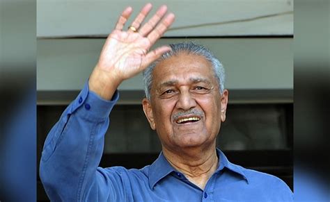 'पाकिस्तान के परमाणु बम के जनक' अब्दुल कादिर खान का निधन, दूसरे देशों ...