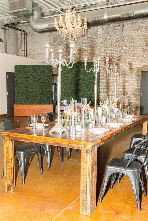 The Carter Chicago for your Urban-Glam Wedding