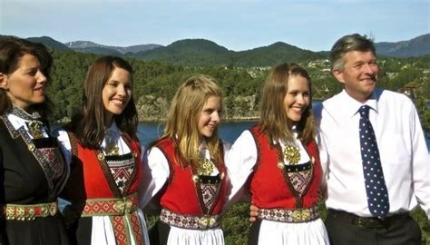 - Jeg er vanskelig å elske