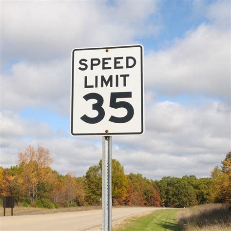 Traffic Safety Signage Archives - Mediajoint