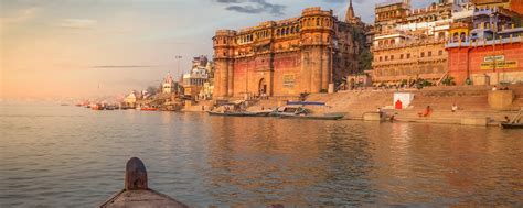 Get the best air ticket Surat to Varanasi price from IRCTC