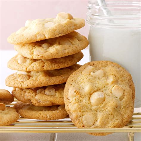 White Chocolate Macadamia Nut Cookie Recipe: How to Make It