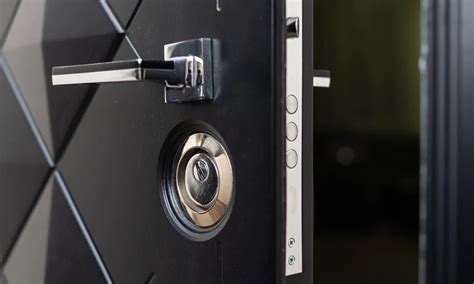 Blindage de porte en Île de France - Pose porte blindée