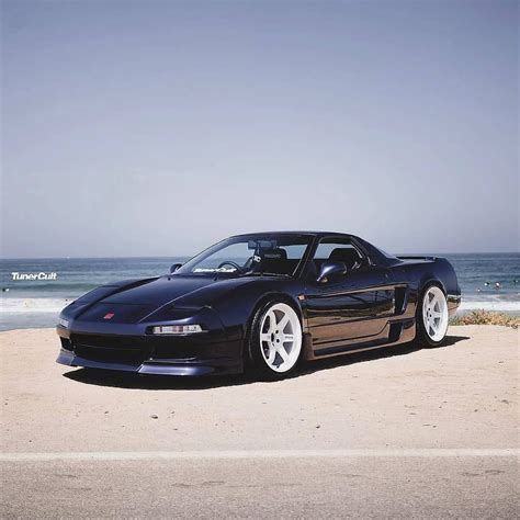Honda NSX (1990-2005) - A Racing Legend