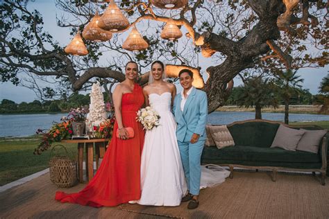 Amor e emoção marcam cerimônia de casamento de Victoria Medeiros e John Porto - Portal IN ...