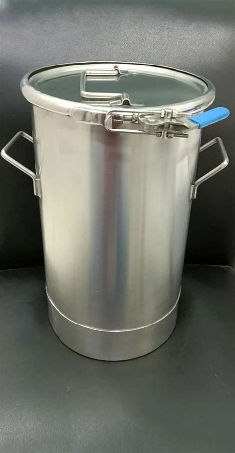 Stainless Steel Drums - Stainless Steel Storage Drum for chemicals ...