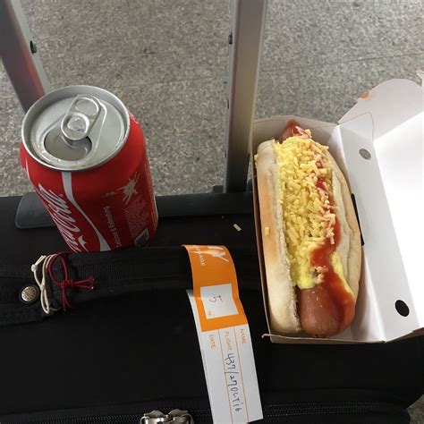 JOLLIBEE, Paranaque - Fiesta Duty Free Paranaque - Restaurant Reviews ...