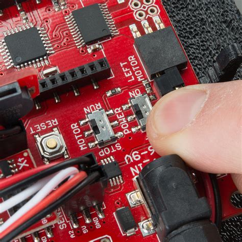 Wireless RC Robot with Arduino and XBees