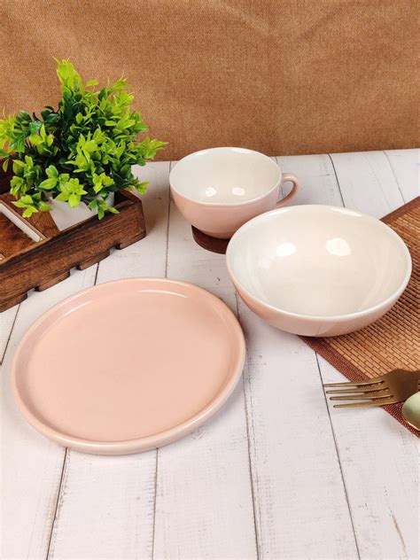 VarEesha Neerja Pastel Pink 3 Piece Ceramic Breakfast Set - Plate ...
