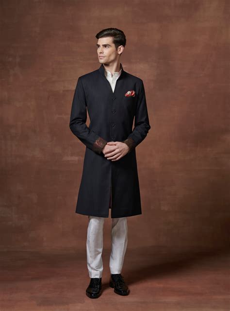 MYSTIQUE ELEGANCE V-NECK TEXTURED ACHKAN