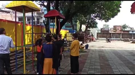UP: बहराइच के सिटी मांटेसरी स्कूल में अचानक टूटा झूला, दो बच्चों की मौत ...