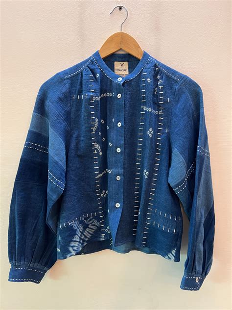 Upcycle Indigo Bandhani Crop Boxy Shirt – YESHA SANT