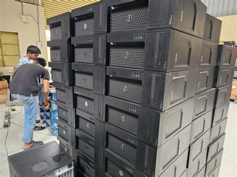 Server in Computer Shop 的图像结果