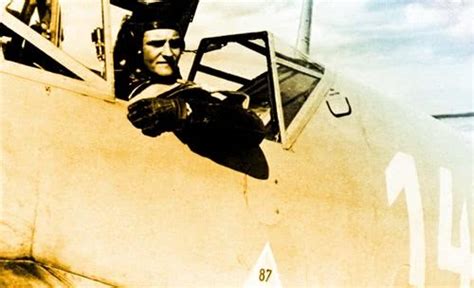 一个人的空战，惊世骇俗的9月，马尔塞尤职业生涯中最成功的一天 - 哔哩哔哩