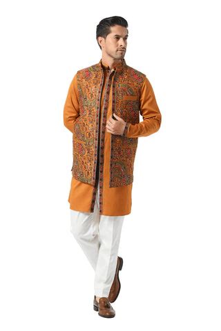 7 Must-Have Outfits for Eid Al-Fitr Elegance – Taroob.in