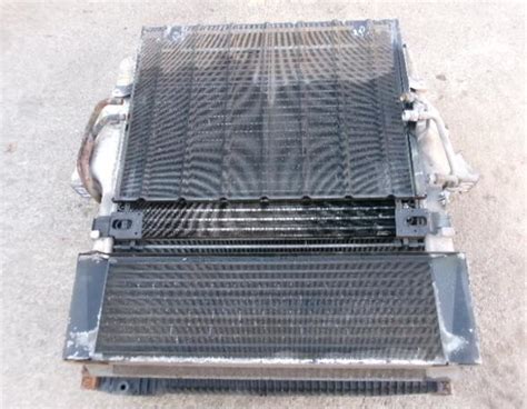 Radiator Mercedes-Benz Actros MP 3 Kuehlerpaket A9425001703 Intercooler ...