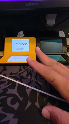 Nintendo 3DS XL vs DSi XL Startup Sound #ASMR #shorts #ytshorts #snrsys #nintendods #ds #gaming